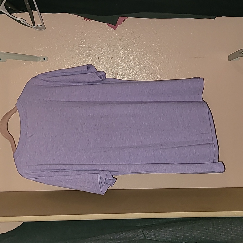 Fun Fact: I don't care V-Neck Shirt - Picture 4 of 6
